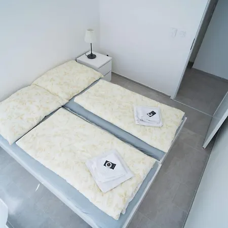 Kopečná With Parking Apartmán *